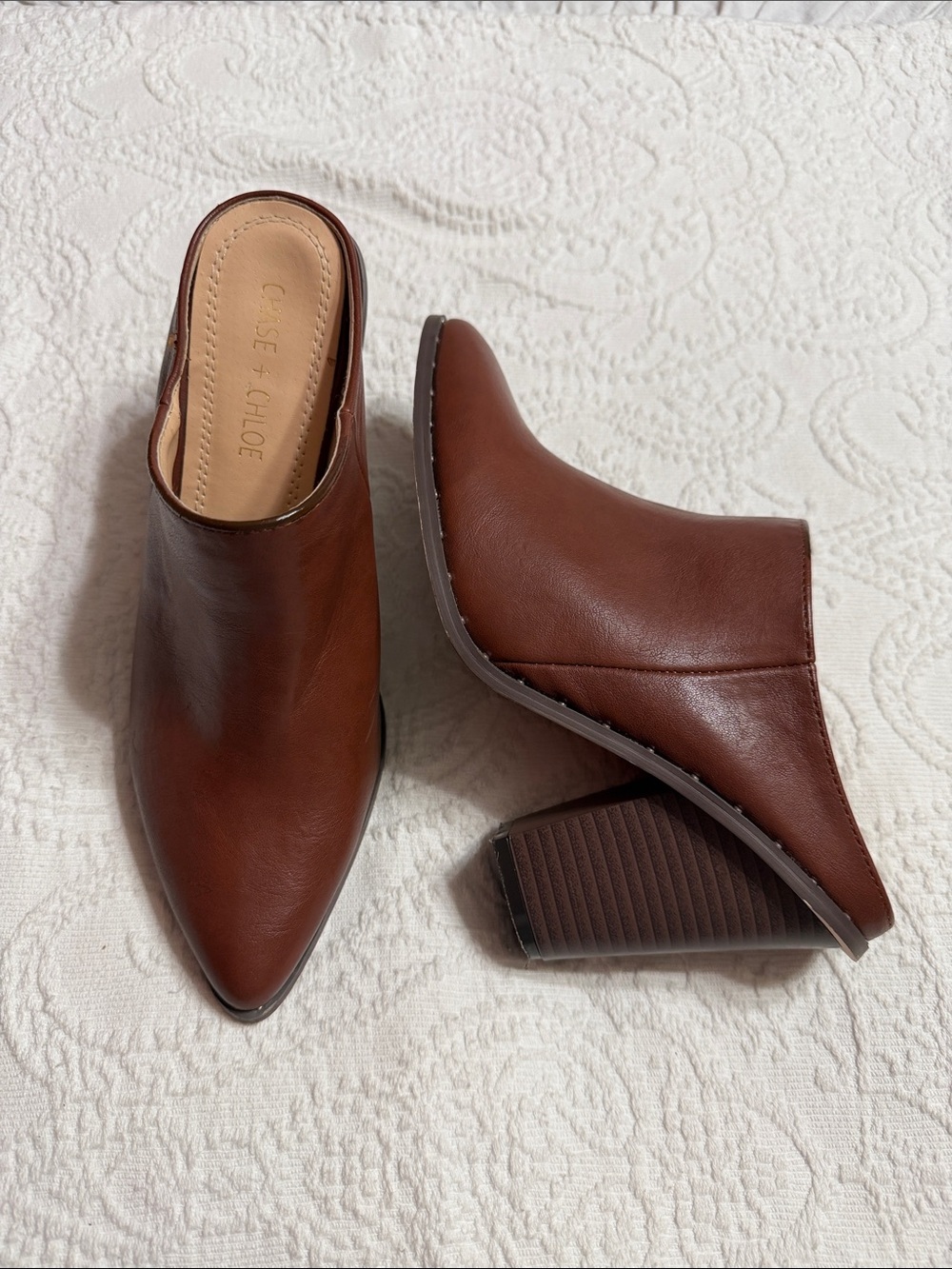Chase + Chloe Size 7M Brown Pointed-Toe Mule Heels with Rivets